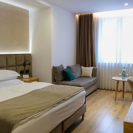 Sibb Hotel Tirana Exteriér fotografie