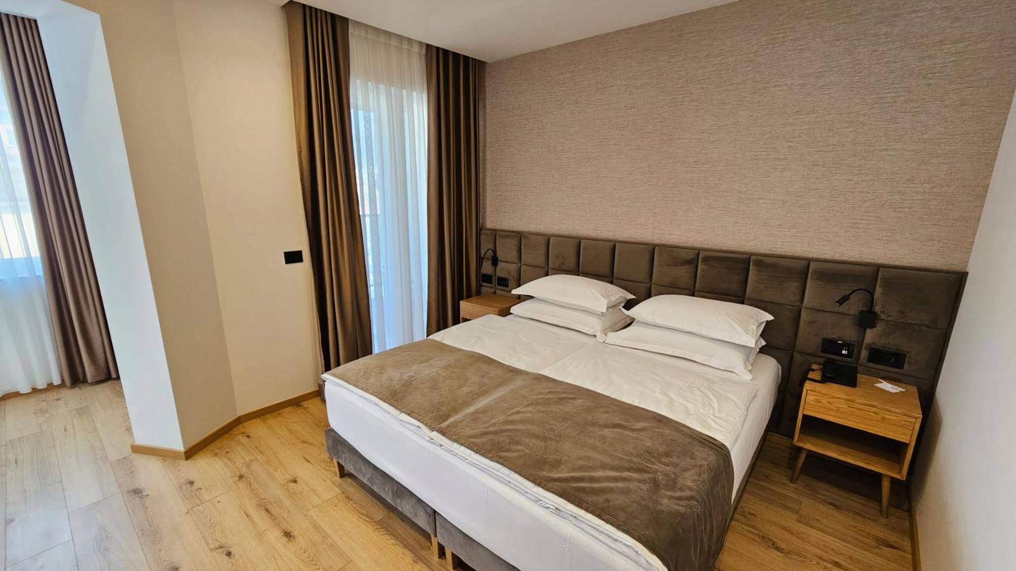 Sibb Hotel Tirana Exteriér fotografie