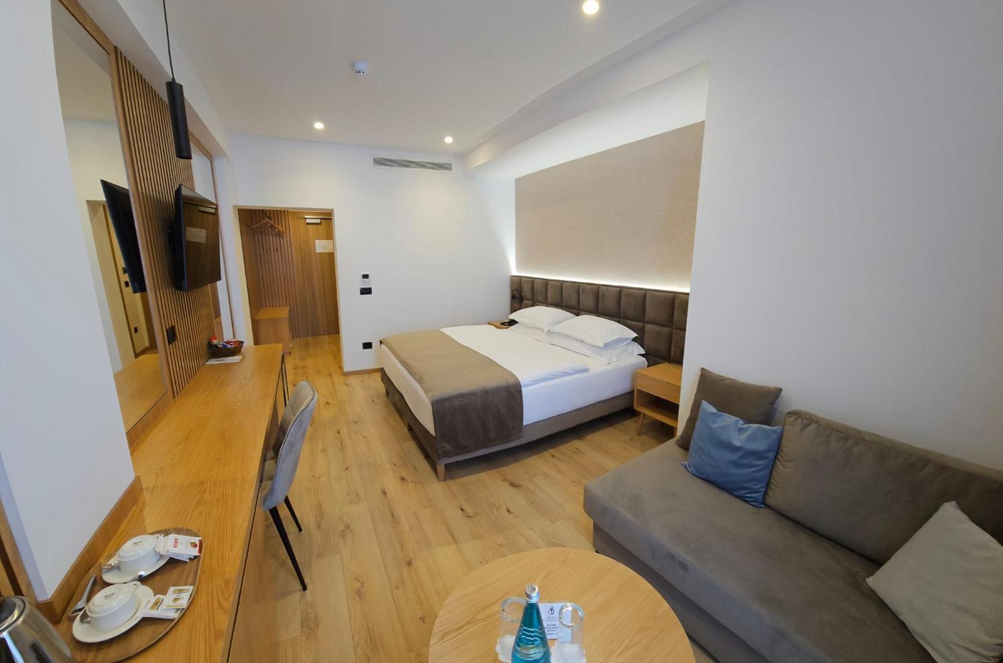 Sibb Hotel Tirana Exteriér fotografie